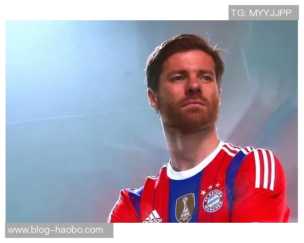 维尼修斯与阿隆索亲密互动缓解皇马更衣室紧张气氛